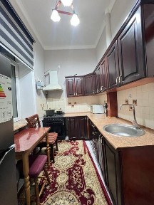 Сдается 2 ком Улица А. Навоий. Ресторан Бодрум. Рядом с Ташкент Сити