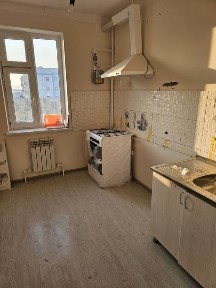 Qo'shko'pir sputnik 2 xonali kvartera sotiladi