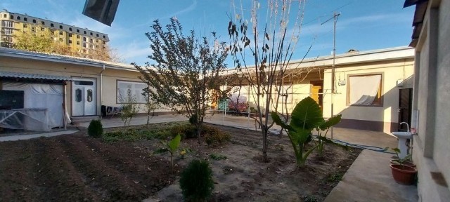 Тошкент Яшнаобод туманида УЙ СОТИЛАДИ