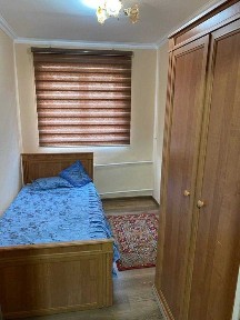 Буюк Ипак йули метро ёнида ЕВРО квартира кизлар учун без маклера