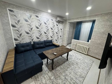 Срочно. Чиланзар торговый центр. 2 х комнатная