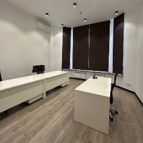 Ор-р Ц-2, Алайский Площадь : 100 м2 Этаж : 1