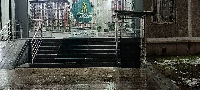 Сдам в аренду нежилой обект, 65 кв. м. в доль дороги, 14 квартал