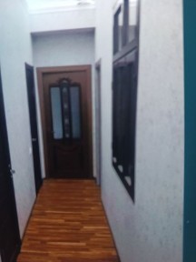 УЧ хонали квартира узок муддатга оилага берилади