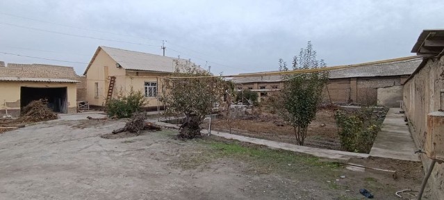 Турар жой сотилади срочно