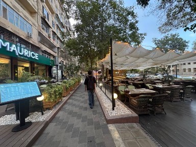 Ойбек Гостиница Россия | 185кв - нежилое помещение вдоль дороги Продаж