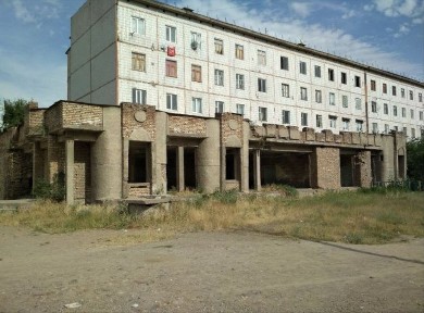 Toshkent viloyati, Angren shahri, Nurobod qo'rg'onida sotiladi