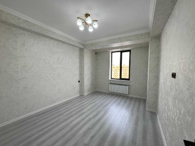 SROCHNO NOVOSTROYKA EVRO REMONT 3/10/10 70m2 + 65m2 terassasiham bor