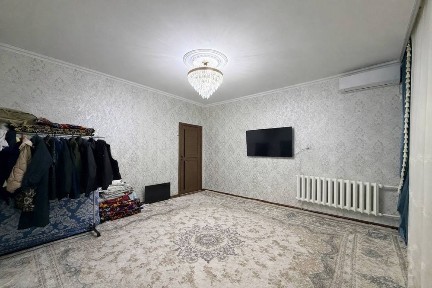 ЮНУСАБАД-11 КВАРТАЛ По линии Метро! 3х ком/ 5этаж/9 Всё раздельно! 72м²