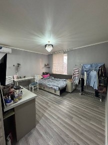 Продам квартиру 3 комн. Сделали 2квартиры