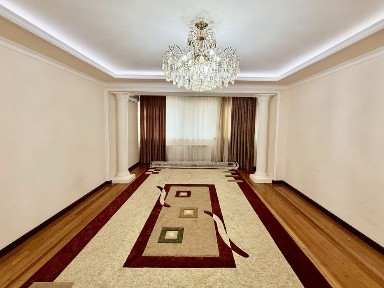 Продается 5 комнатная Банковская 150квМ Чиланзар 6 СтарМед