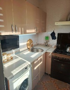 Квартира продаётся Чиланзар 21 квартал 2в3/4/4 балкон 1,5*6 ор хокимия