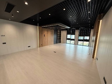 Срочно ! Сдается премиум офис в Nest one 61 квадратных