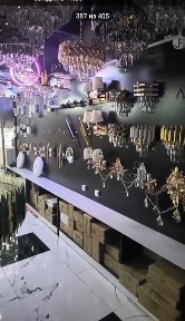 Магазин сотилади Гулистон шахри ориентир Сайхун бозор Махалла кучаси