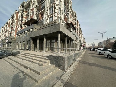 Коммерческое помещение 1000 м2 в Мирабадском районе жк Гринвич