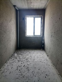 Tezda elitniy 5etajlik domning 5etajidagi 2xonalik kvartira sotiladi