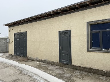 250 Кв Нотурар бинр сотилади