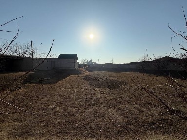 Umumiy maydoni 35 sotiqli hovli sotiladi