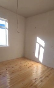 7 mkr chöp bozor orqasida 3sotkli Joylashgan 2 ta 3 sotixlik Katejchal