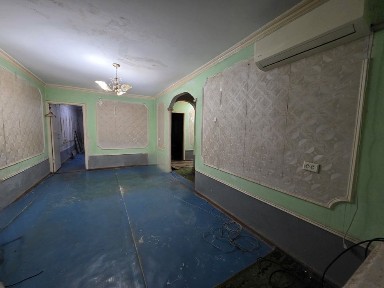 Калининскийда 3 хоналик квартира сотилади.