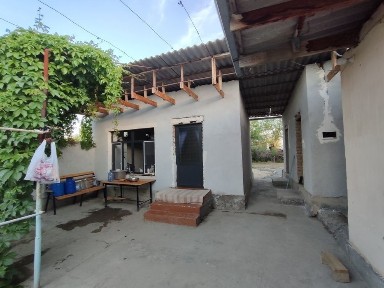 4 xonali uy Elektr Gaz Bor