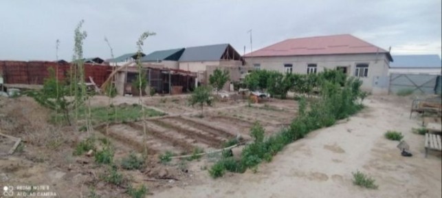 8-Соток жер жай сатылады