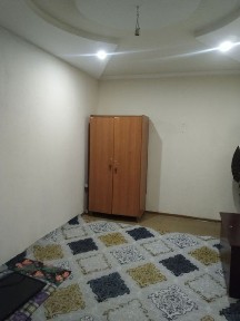 Чирчик шахар 10-микрораён #1-хона 5-етаж 2х3 балкони бор кварти