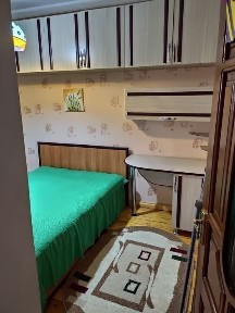 Сдается 3х ком. кв. 2этаж, 77 серия, вокзал, 500 дол.