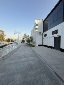 Riverpark коттедж вдоль реки