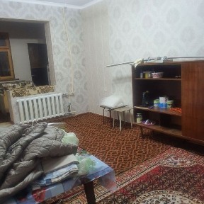 Сдается Чиланзар 19 кв 1 ком переделлаеая в 2 ком
