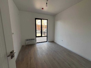 Ассалом Сохил, кадастр, срочно! 1 ком 1 этаж терраса 30 кв. м. Торг