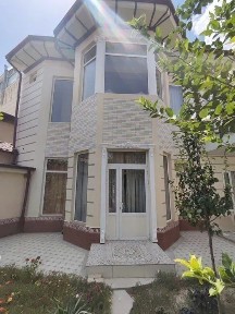 Сотилади Дом Яккасарай Махаля 3,5 соток Фасад 14м 7 комнат ор. Мечеть