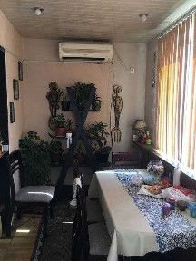 Kvartira продается 3/3/5 | 70м2 Новомоссковская Ор-р кафе Вечер