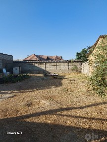 Yengi uzbekiston park ruparasida srochniy sotiladi uy uchastka