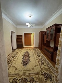 Чирчик ш. 3 м/н Сольнишко 1/1/4