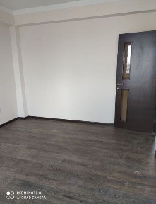 Продаётся трёхкомнатная квартира в Мирза Улугбекском р-не на Геофизике