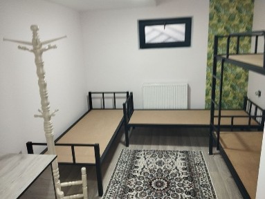 АЛФРОГАНУС. Ижарага Уй, Кизларга