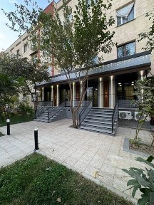 Чорсу | Жар стадион - Сдается в аренду помещение вдоль дороги 55м2