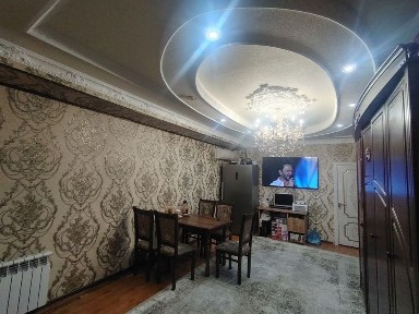 Kvartira sotiladi 3 xonali