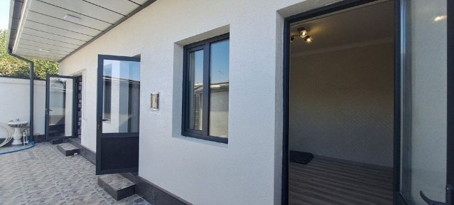 Уй сотилади Бектемир туманида жойлашган.