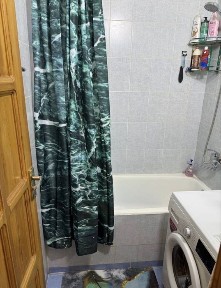 Юнусабад 15 квартал 1в2 комнатная. Метро туркестан