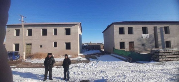 Urganch tumanida 2 QAVATLI UY SOTILADI