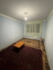 Срочно продаётся 1комнатная квартира 4 микрорайоне