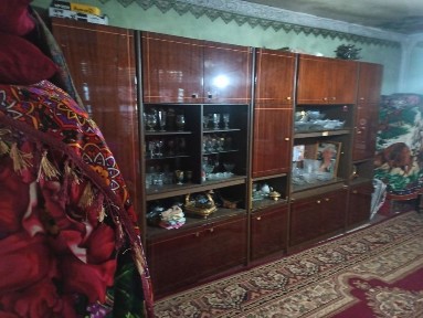 Hovli sotiladi