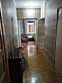 Юнусобад-18.Своя 2-х комнатная 2/2/5. Улучшенка