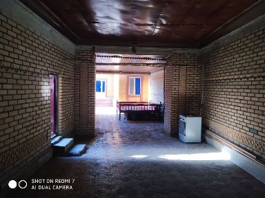 Xovli sotiladi S.Ayniy 10 uy