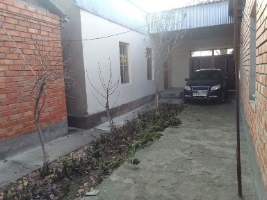 В городе Ахангаран Коттедж продается в или обмен на квартиру
