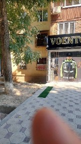 Срочно. Продаëтся 2х комнатная квартира на Фархадском.