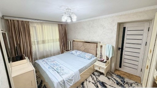 Своя Продам 1 ком. Чиланзар 8 квартал Метро 10 minut