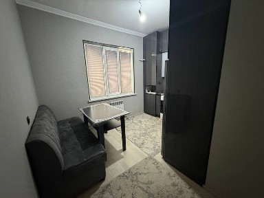 Сергили Янги Дархон 2/14/16 62м2 с мебелю все разделный срочна прадаю